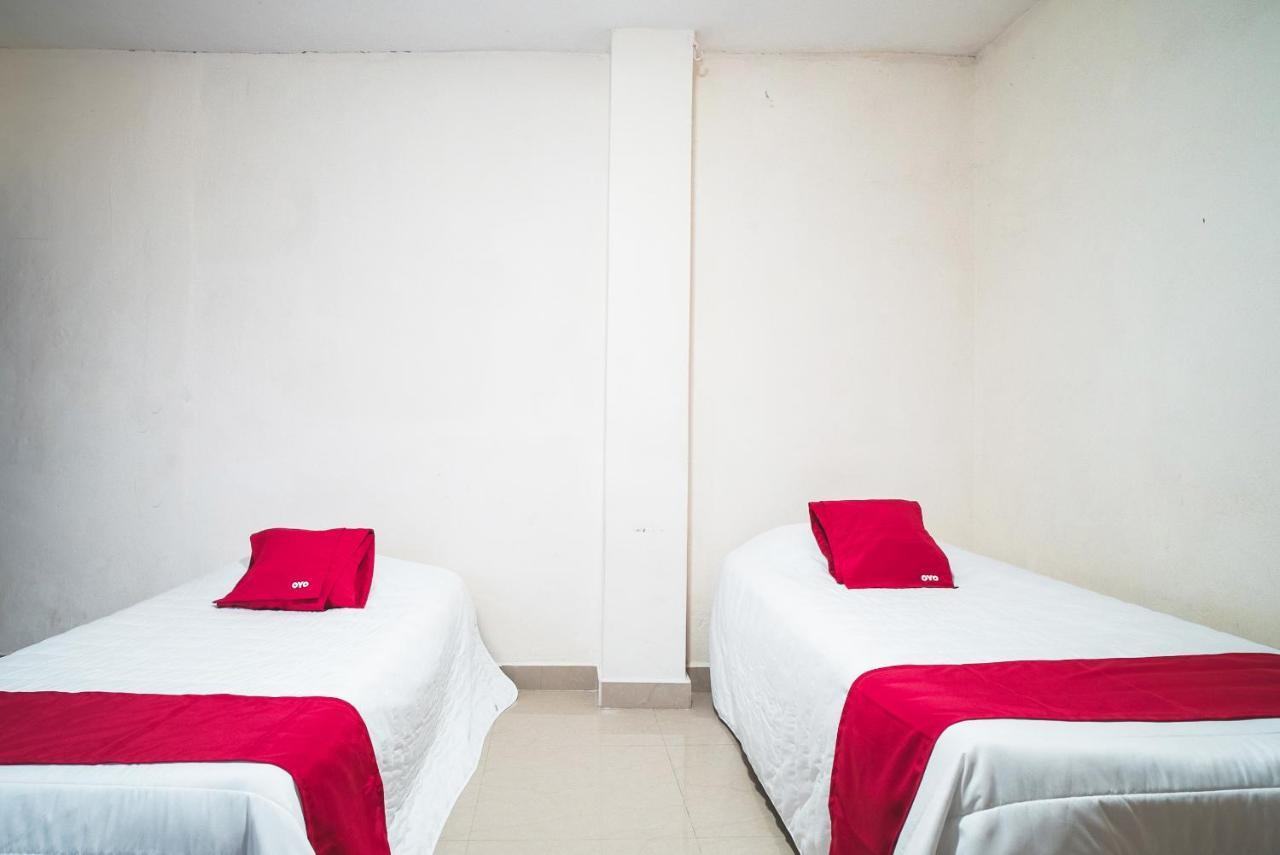 Oyo Hotel Home Express ทักซ์ทลา กูทิเอเรซ ภายนอก รูปภาพ