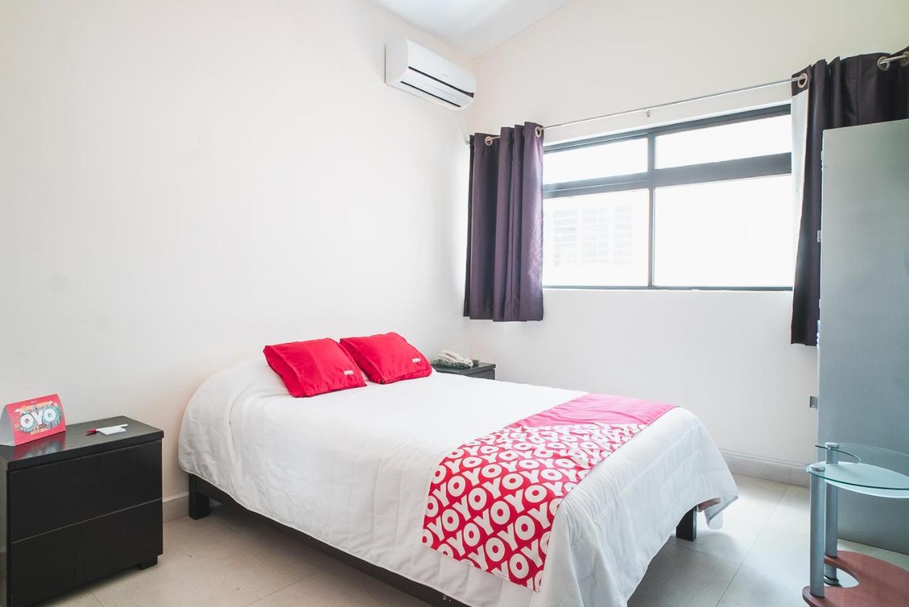 Oyo Hotel Home Express ทักซ์ทลา กูทิเอเรซ ภายนอก รูปภาพ