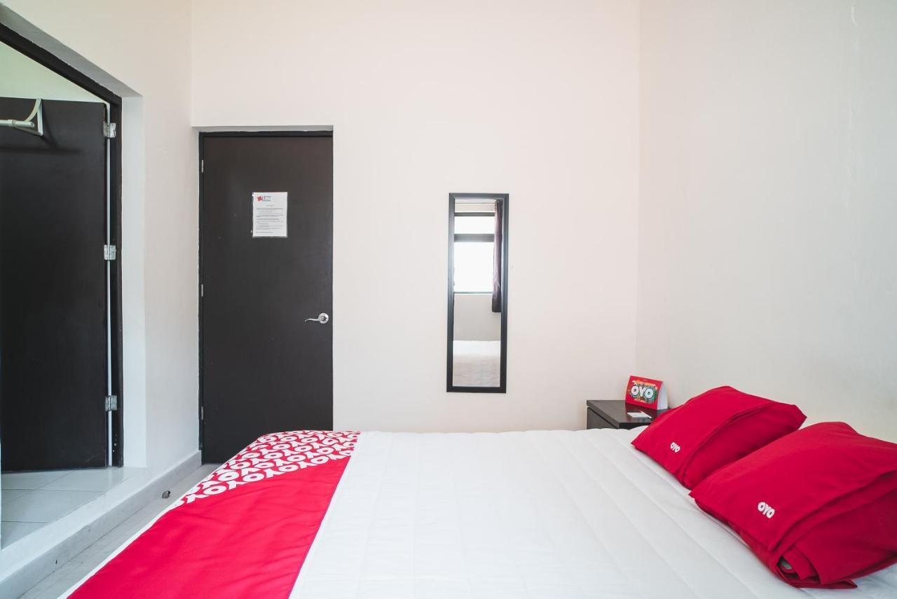 Oyo Hotel Home Express ทักซ์ทลา กูทิเอเรซ ภายนอก รูปภาพ