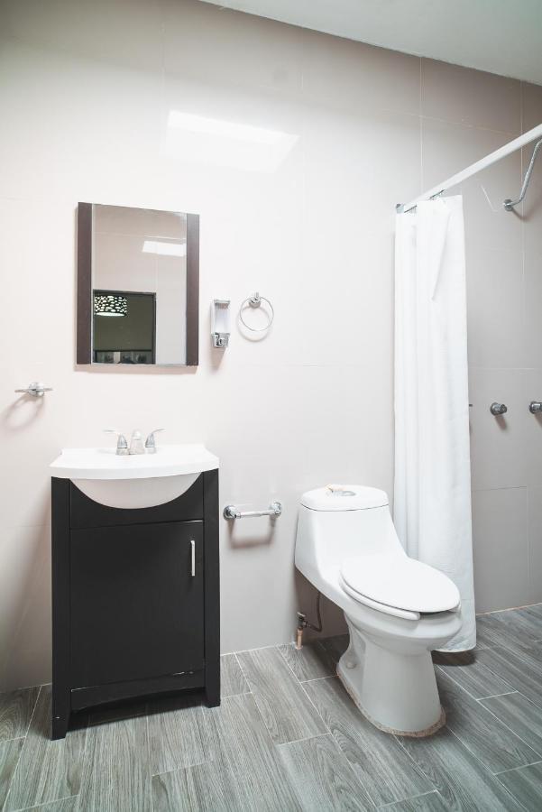 Oyo Hotel Home Express ทักซ์ทลา กูทิเอเรซ ภายนอก รูปภาพ